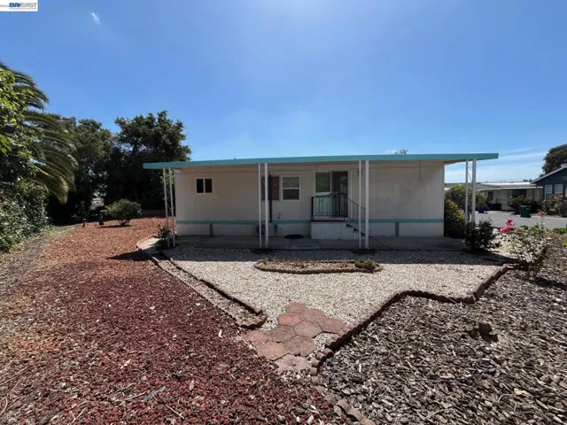 28124 Murcia St, Hayward, California 94544