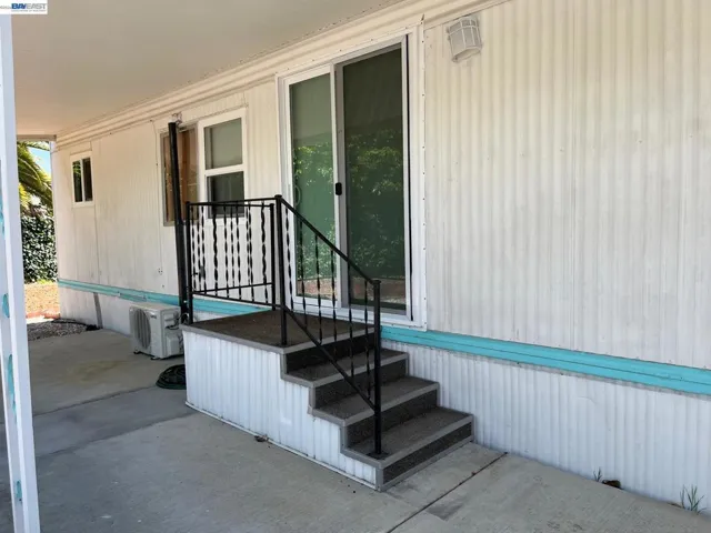 28124 Murcia St, Hayward, California 94544