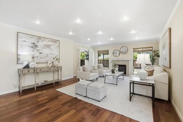 22920 Stonebridge, Cupertino, California 95014