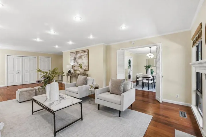 22920 Stonebridge, Cupertino, California 95014