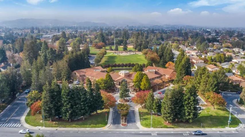 22920 Stonebridge, Cupertino, California 95014