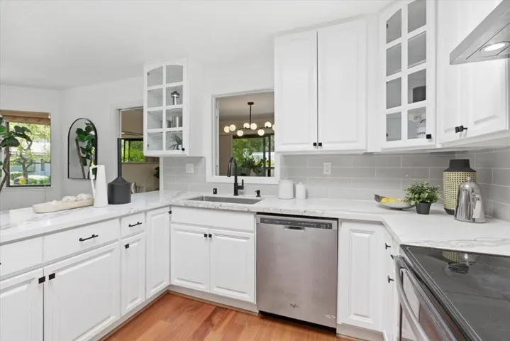 22920 Stonebridge, Cupertino, California 95014