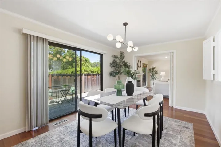 22920 Stonebridge, Cupertino, California 95014