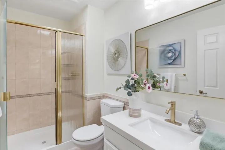 22920 Stonebridge, Cupertino, California 95014