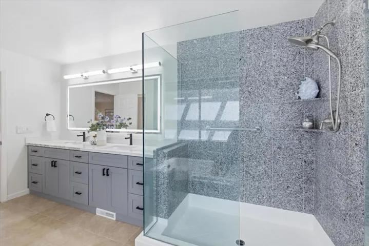 22920 Stonebridge, Cupertino, California 95014