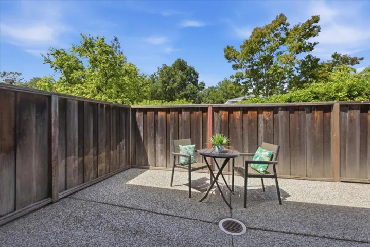 22920 Stonebridge, Cupertino, California 95014