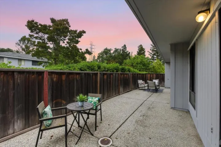 22920 Stonebridge, Cupertino, California 95014