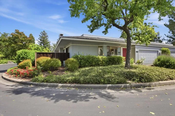 22920 Stonebridge, Cupertino, California 95014