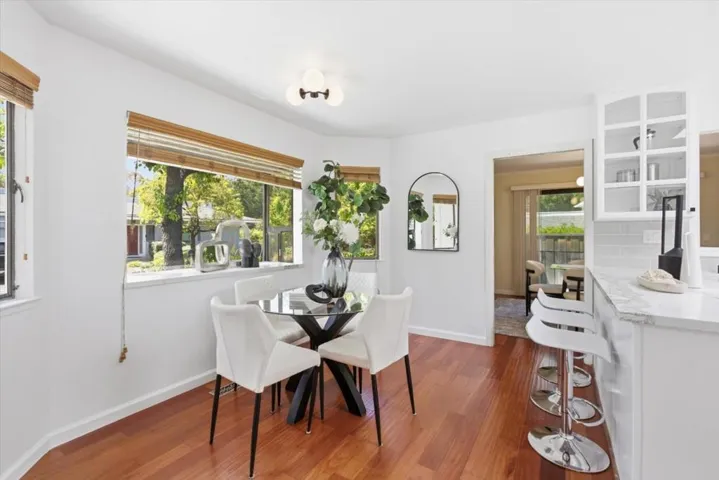 22920 Stonebridge, Cupertino, California 95014