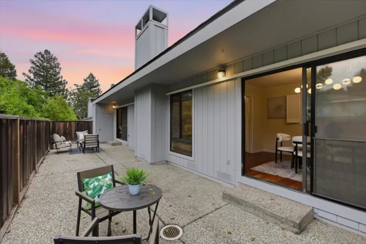 22920 Stonebridge, Cupertino, California 95014