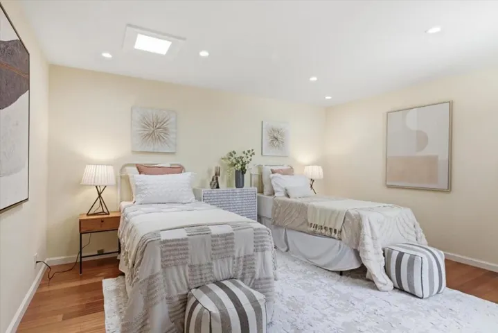 22920 Stonebridge, Cupertino, California 95014