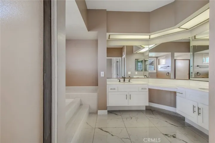 603 Calle Embocadura, San Clemente, California 92673