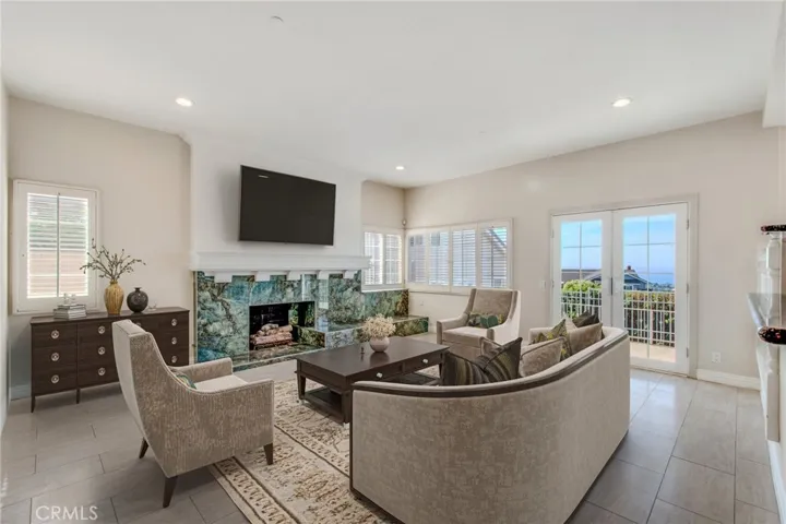 603 Calle Embocadura, San Clemente, California 92673