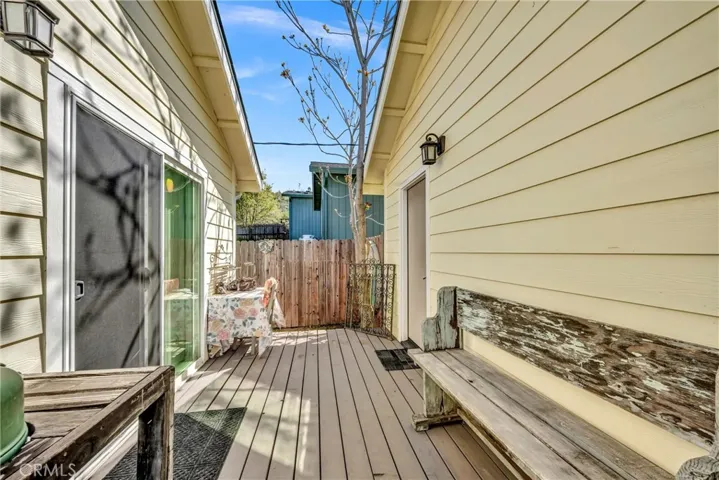 Detached Garage