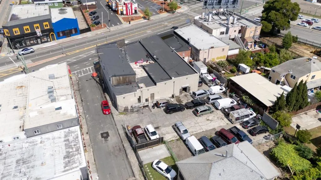 7201 International Boulevard, Oakland, California 94621 — photo 4