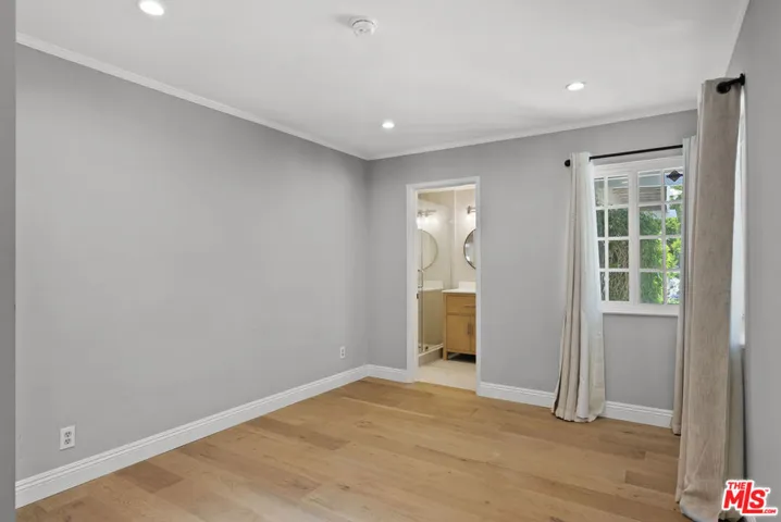 4863 Don Juan Place, Woodland Hills, California 91364