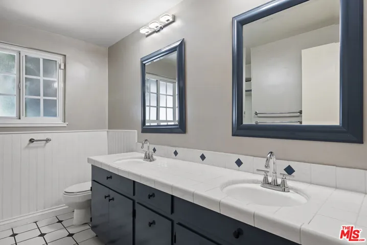 4863 Don Juan Place, Woodland Hills, California 91364