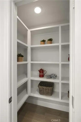 Walk in Pantry Room