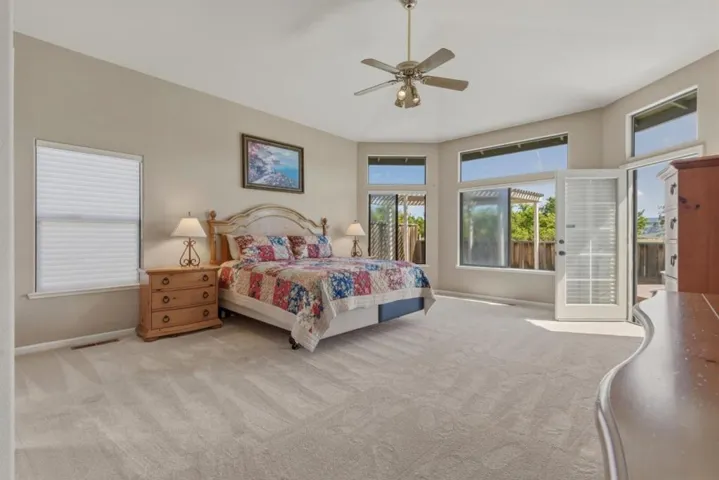 1290 Sonnys Way, Hollister, California 95023