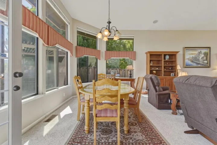 1290 Sonnys Way, Hollister, California 95023