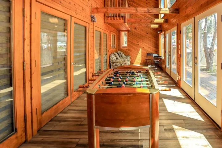 016_Sunroom
