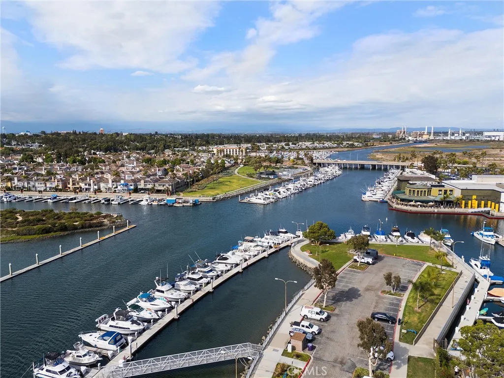 Long Beach living