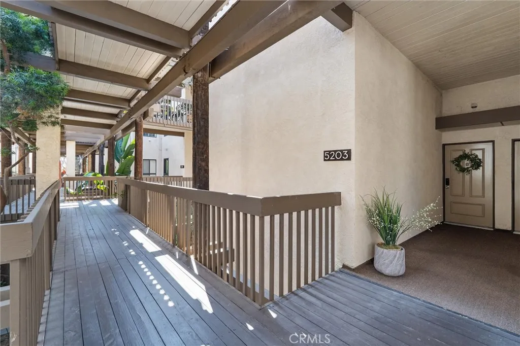 5203 Marina Pacifica Dr