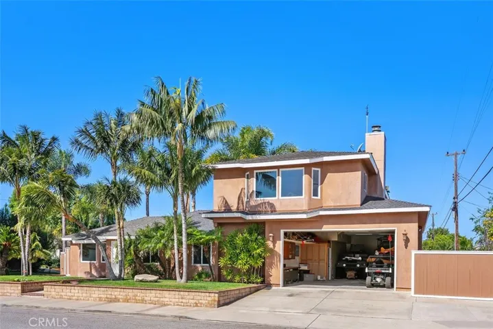 2199 National, Costa Mesa, California 92627