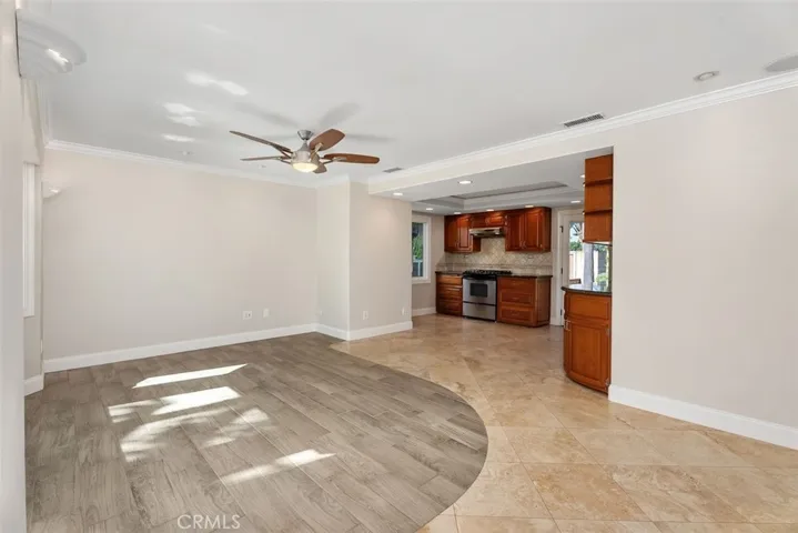 2199 National, Costa Mesa, California 92627