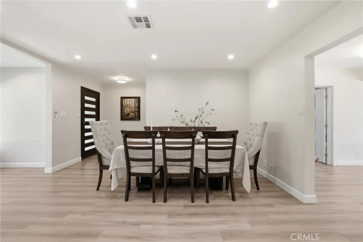 9711 Wheatland, Sunland, California 91040
