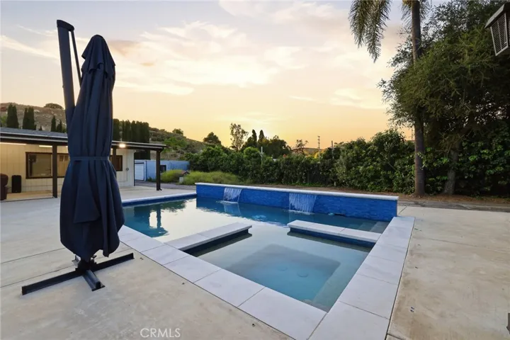 9711 Wheatland, Sunland, California 91040