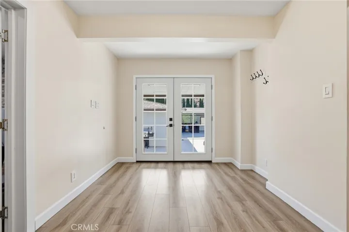 9711 Wheatland, Sunland, California 91040