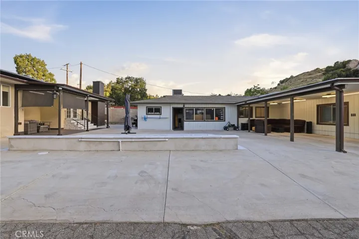 9711 Wheatland, Sunland, California 91040