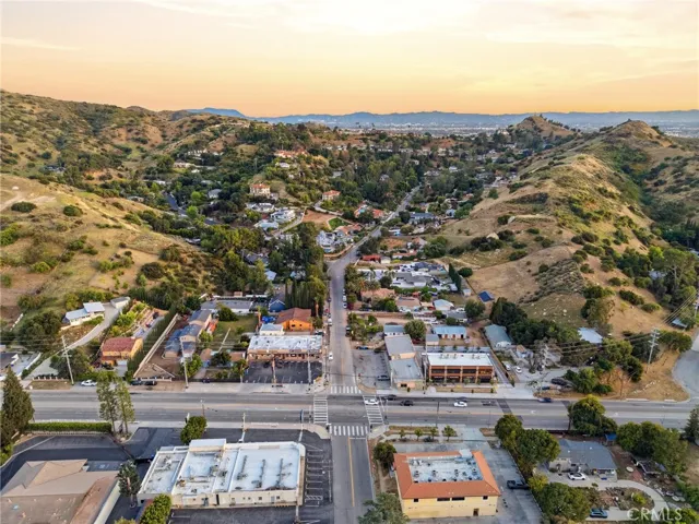 9711 Wheatland, Sunland, California 91040