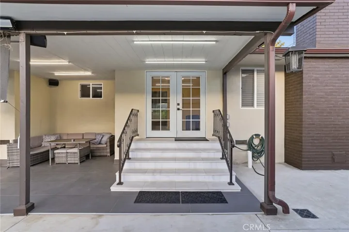 9711 Wheatland, Sunland, California 91040