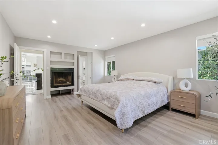 9711 Wheatland, Sunland, California 91040