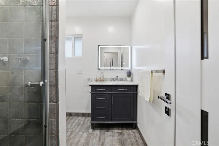 9711 Wheatland, Sunland, California 91040