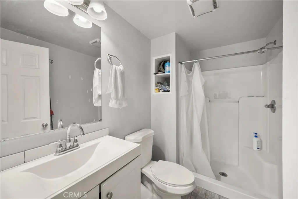 3/4 bath in Studio apartment