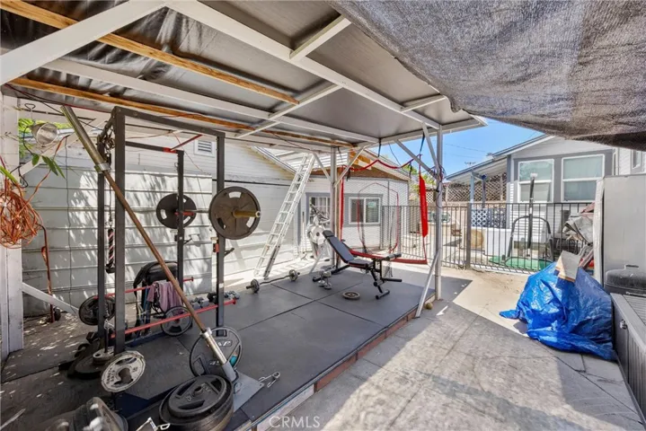 backyard in front of garage