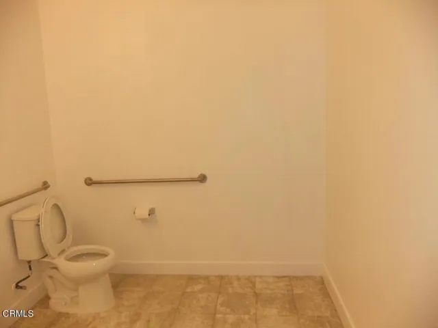 201 West Park 5