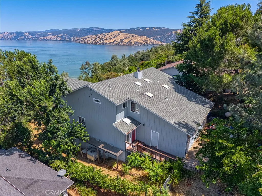 3229 Westridge Dr