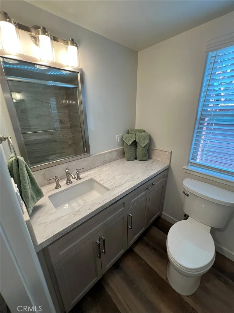 Hallway full bathroom