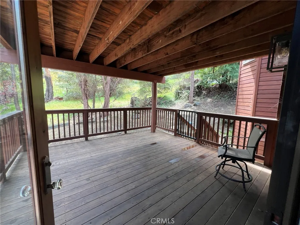 Private deck
