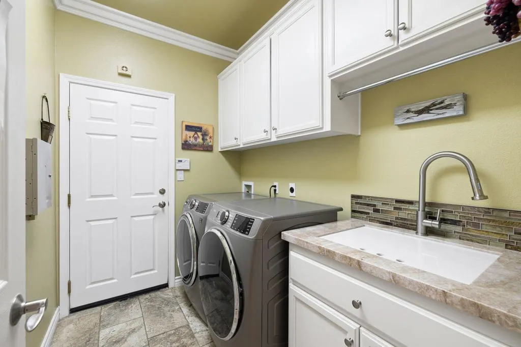 63-web-or-mls-8M4A5274 63-web-or-mls-8M4A5274