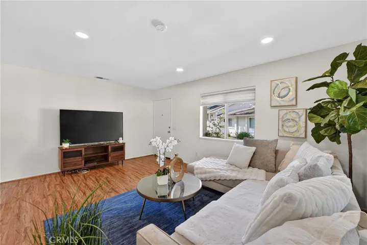 2374 Coventry, Fullerton, California 92833