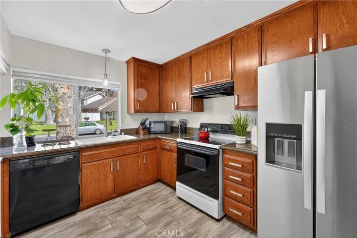 2374 Coventry, Fullerton, California 92833