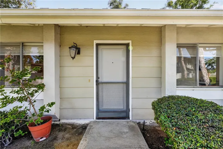 2374 Coventry, Fullerton, California 92833