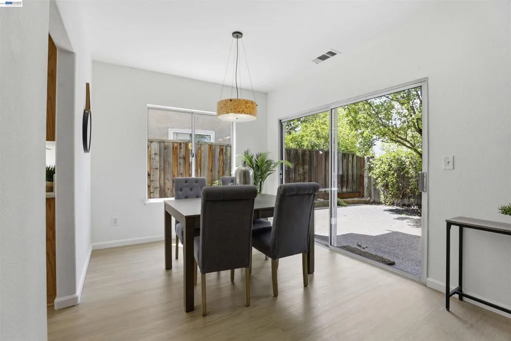 Formal dining