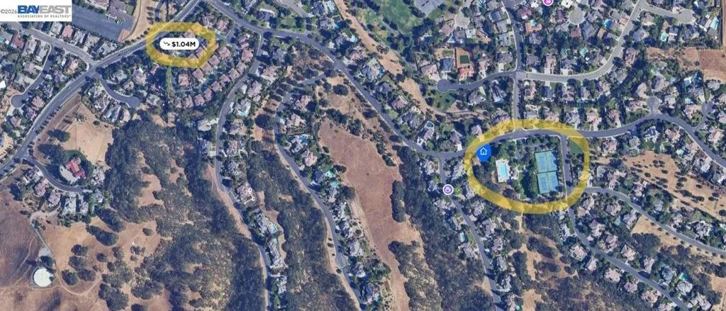 Subject location to Clubhouse on map