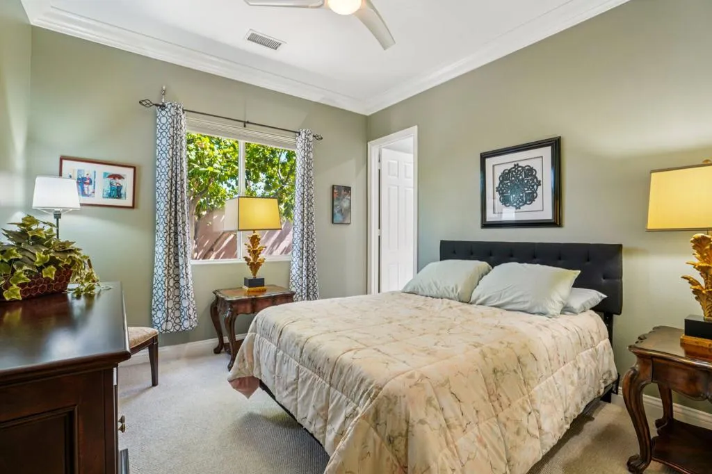 39-web-or-mls-Camino Pacifico-L0110-039